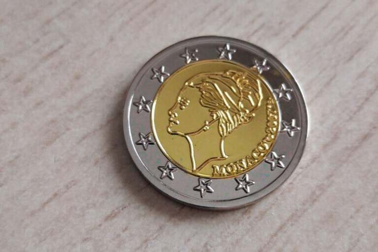 Moneta 2 euro piccolo tesoro vale 4.000