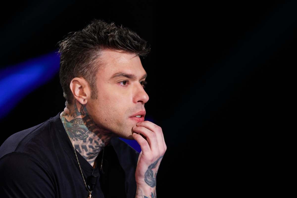 fedez sentito male auto