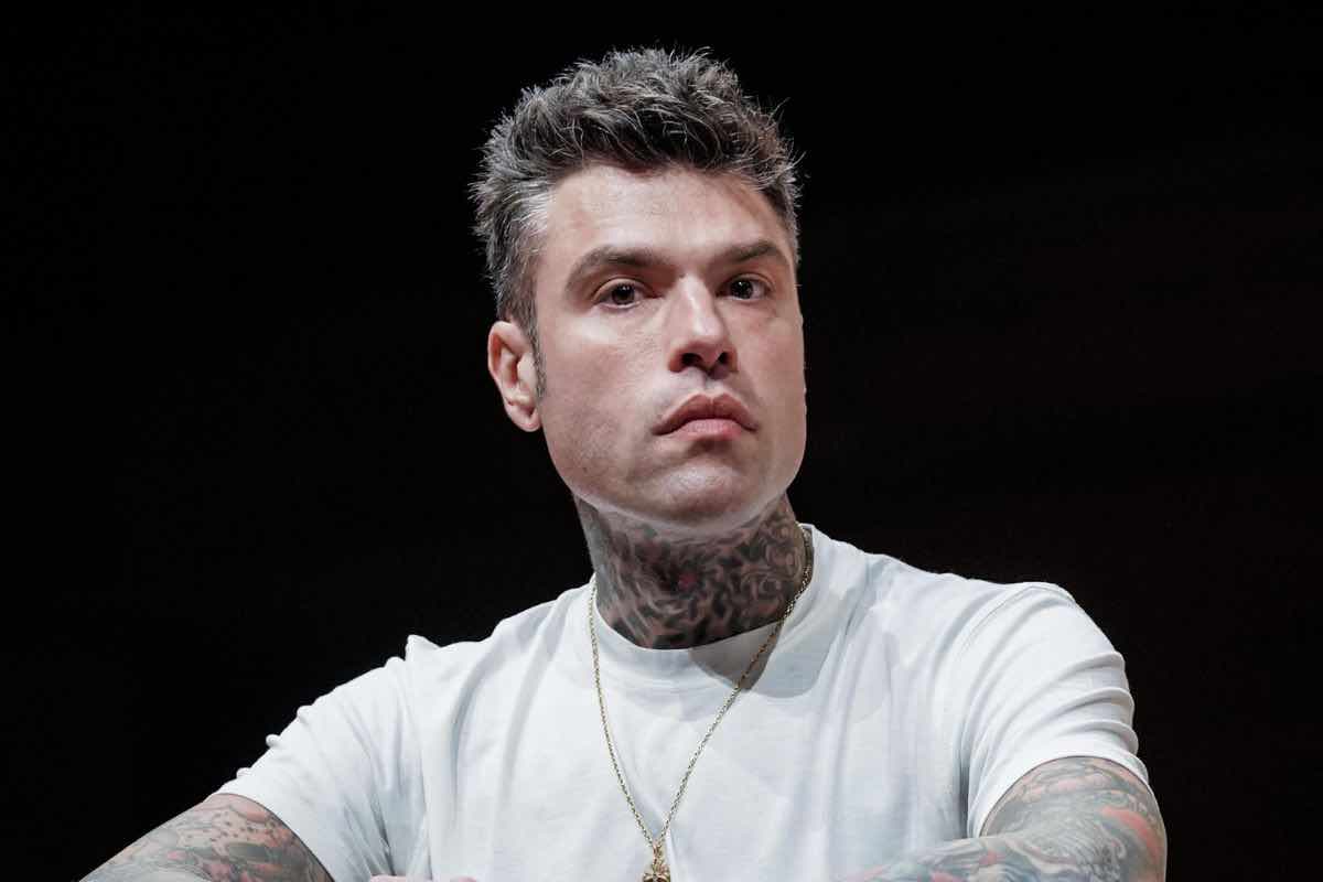 Fedez look super costoso Festival di Venezia