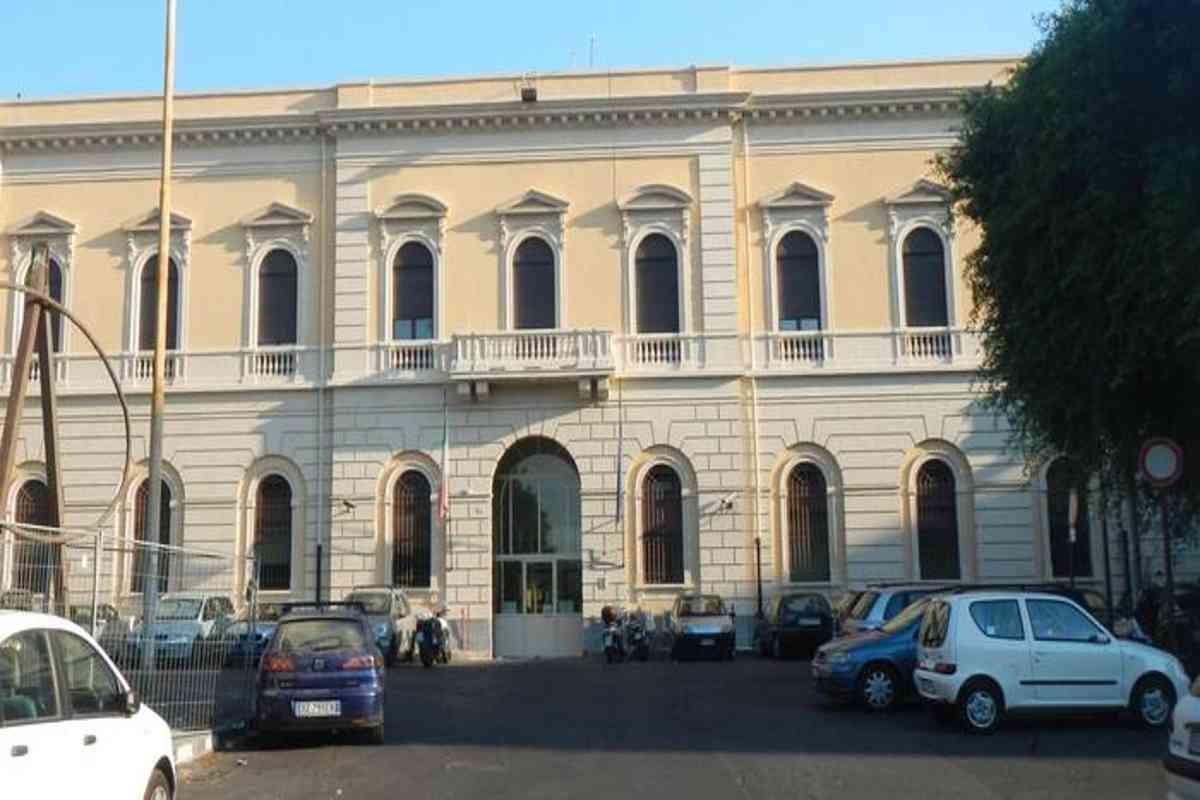 Detenuto evade dal carcere di Catania: fuga spettacolare