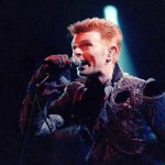 Sanremo: il rimpianto di conti per aver rifiutato bowie