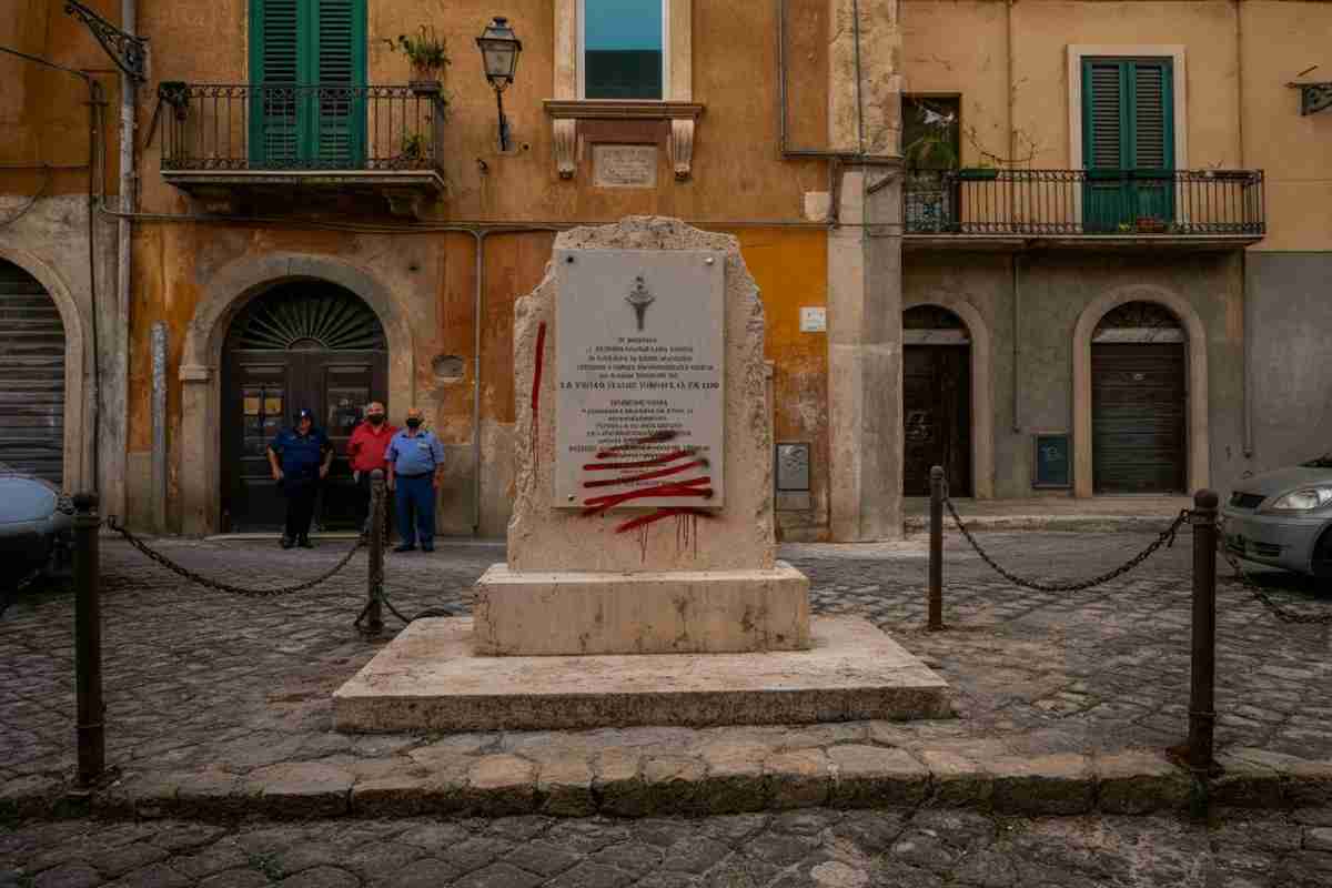 Vandalismo contro la targa di biagio e giuditta: la cna di catania si mobilita