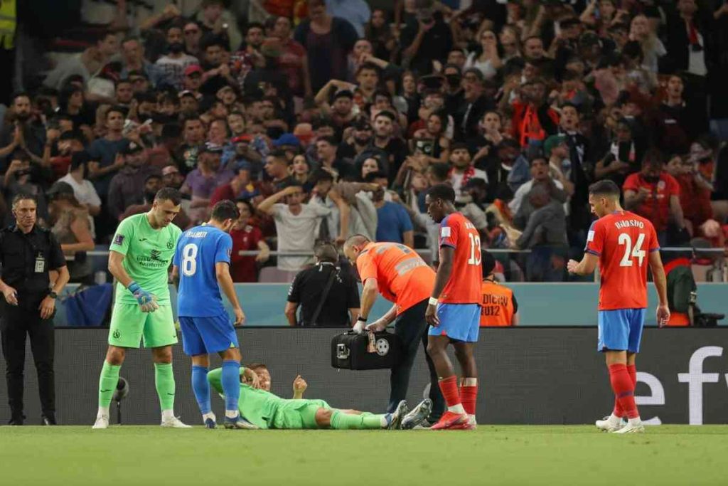 Dramma In Campo Malore Di Edoardo Bove Durante Fiorentina Inter