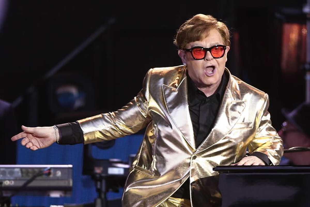 Elton john critica la legalizzazione della marijuana negli usa: un passo falso?