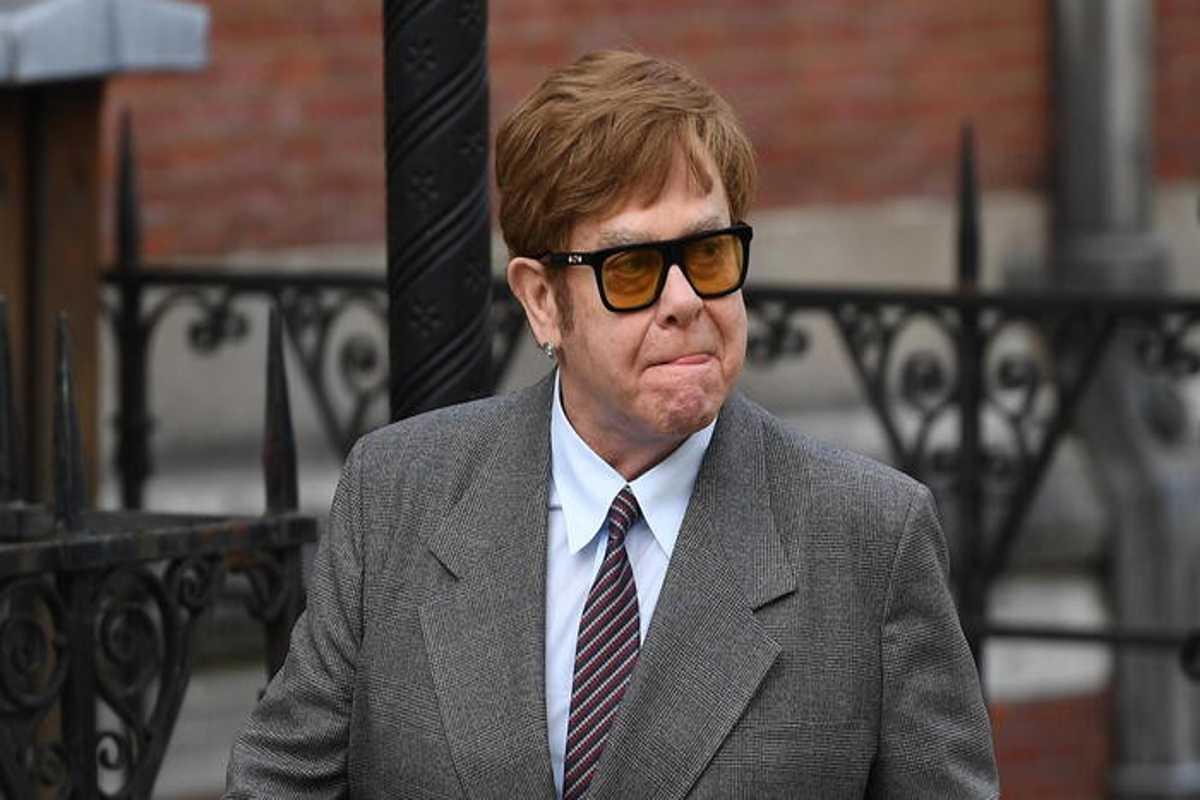 Elton john racconta la sua battaglia: ho perso la vista