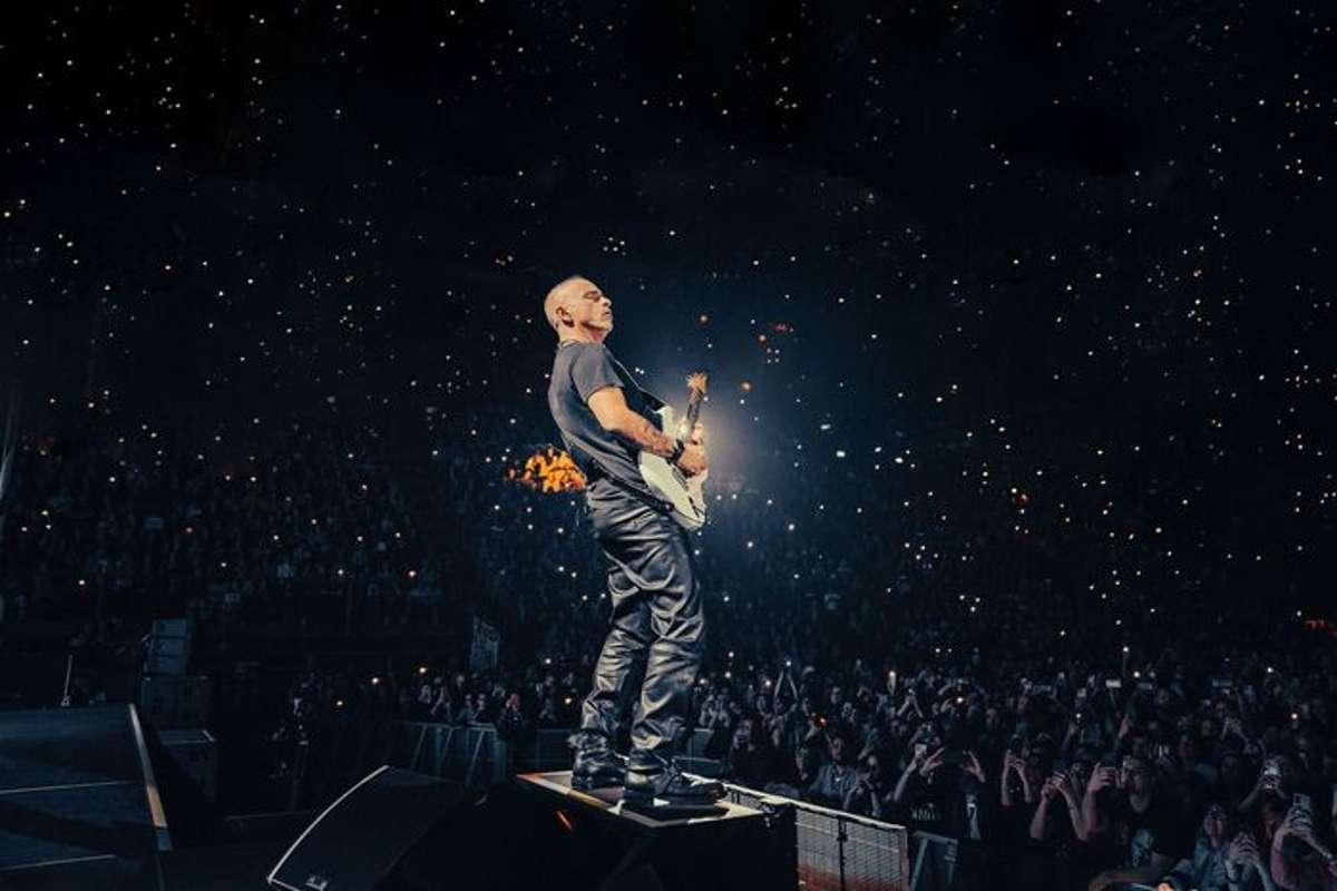 Eros ramazzotti incanta ad amsterdam con la sua gala première del world tour