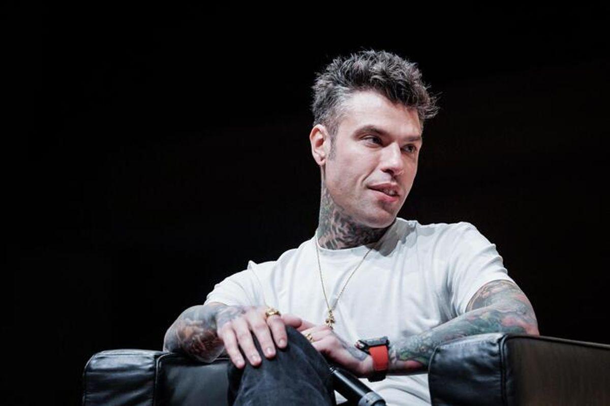 Fedez svela la sua verità in un libro che sorprende