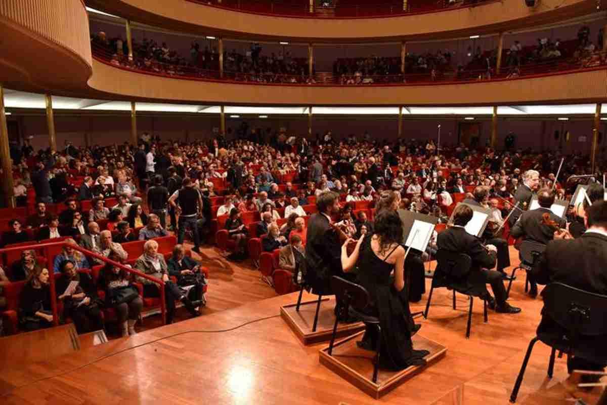 Musica e unità: l'orchestra erasmus porta i valori europei all'auditorium