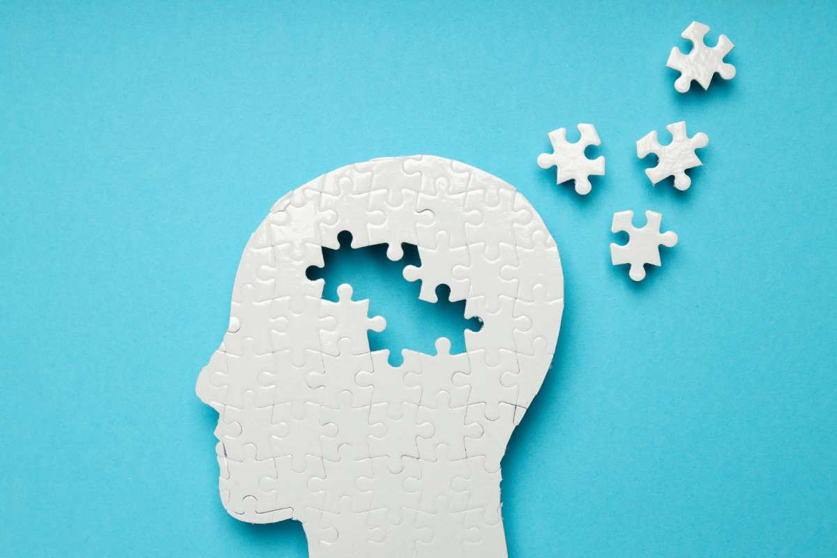 Identifying Early Alzheimer’s Symptoms: What Everyone Overlooks