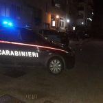 Arrestato per aver minacciato migranti con una pistola in centro accoglienza