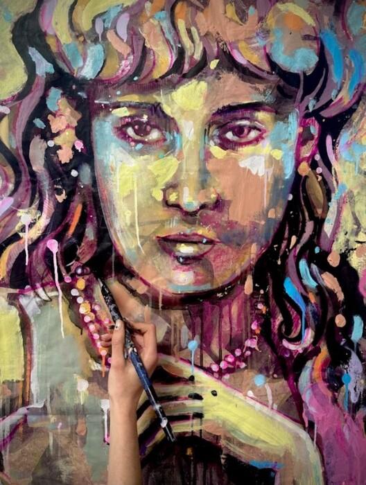 L'universo poetico di alice pasquini: vestige tra arte e emozione