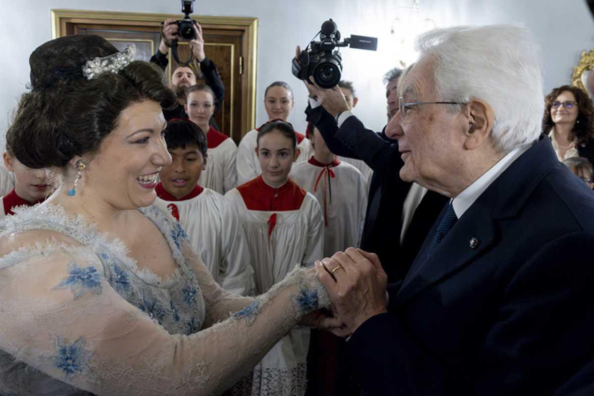 Mattarella celebra i 125 anni di tosca nella magica cornice di roma