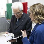 Mattarella incontra i giovani dopo il triste episodio di razzismo nella scuola