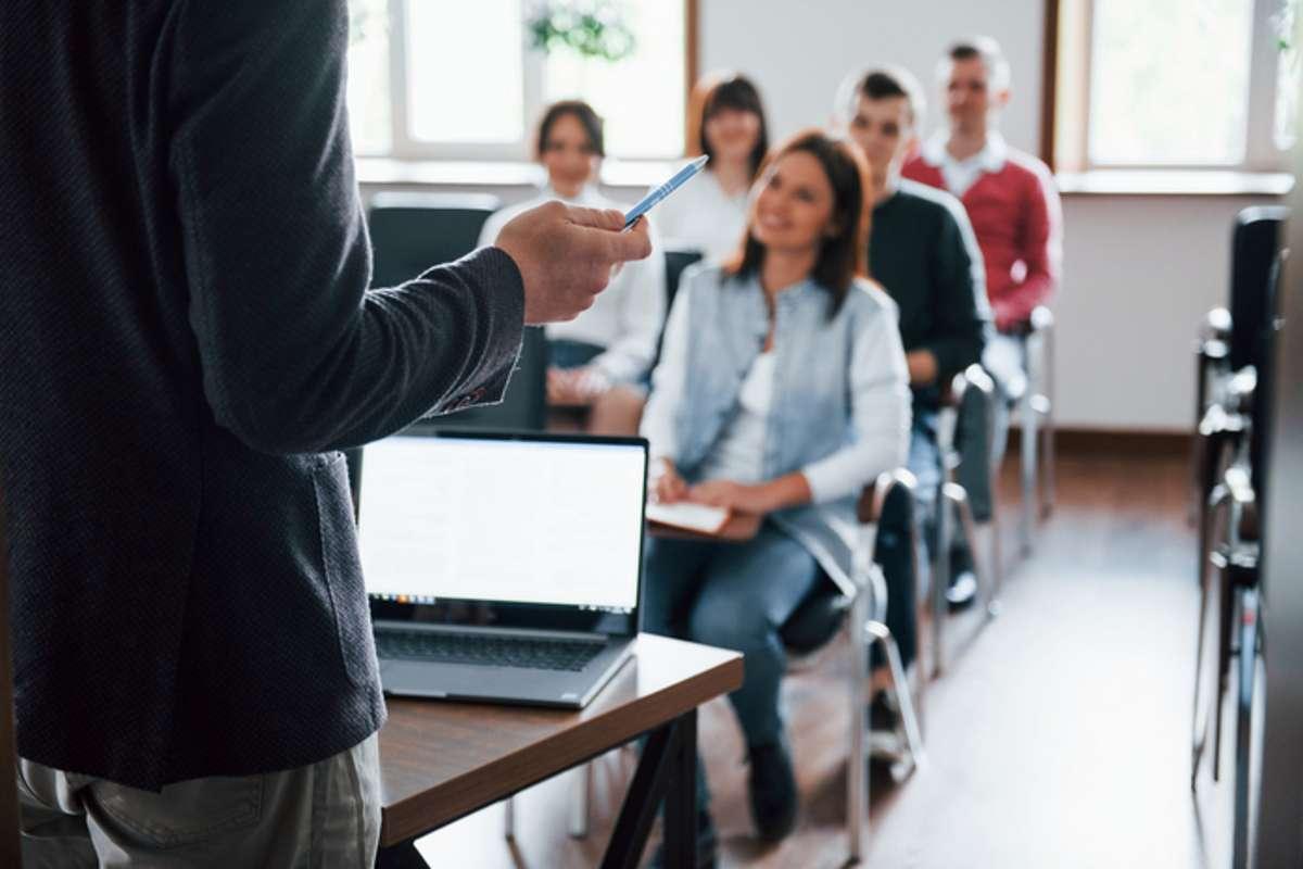 Nuovo contratto regionale per il personale della formazione: cosa cambia?