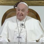 Papa francesco sorprende il pubblico a che tempo che fa