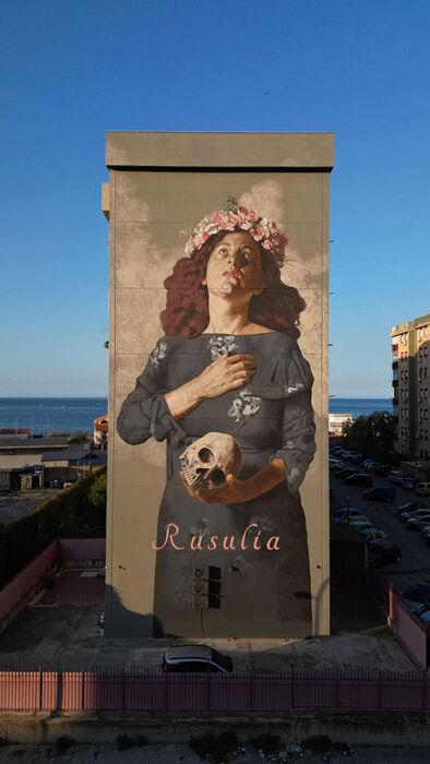 Rusulia conquista il mondo: street art cities tra le migliori 50 opere globali