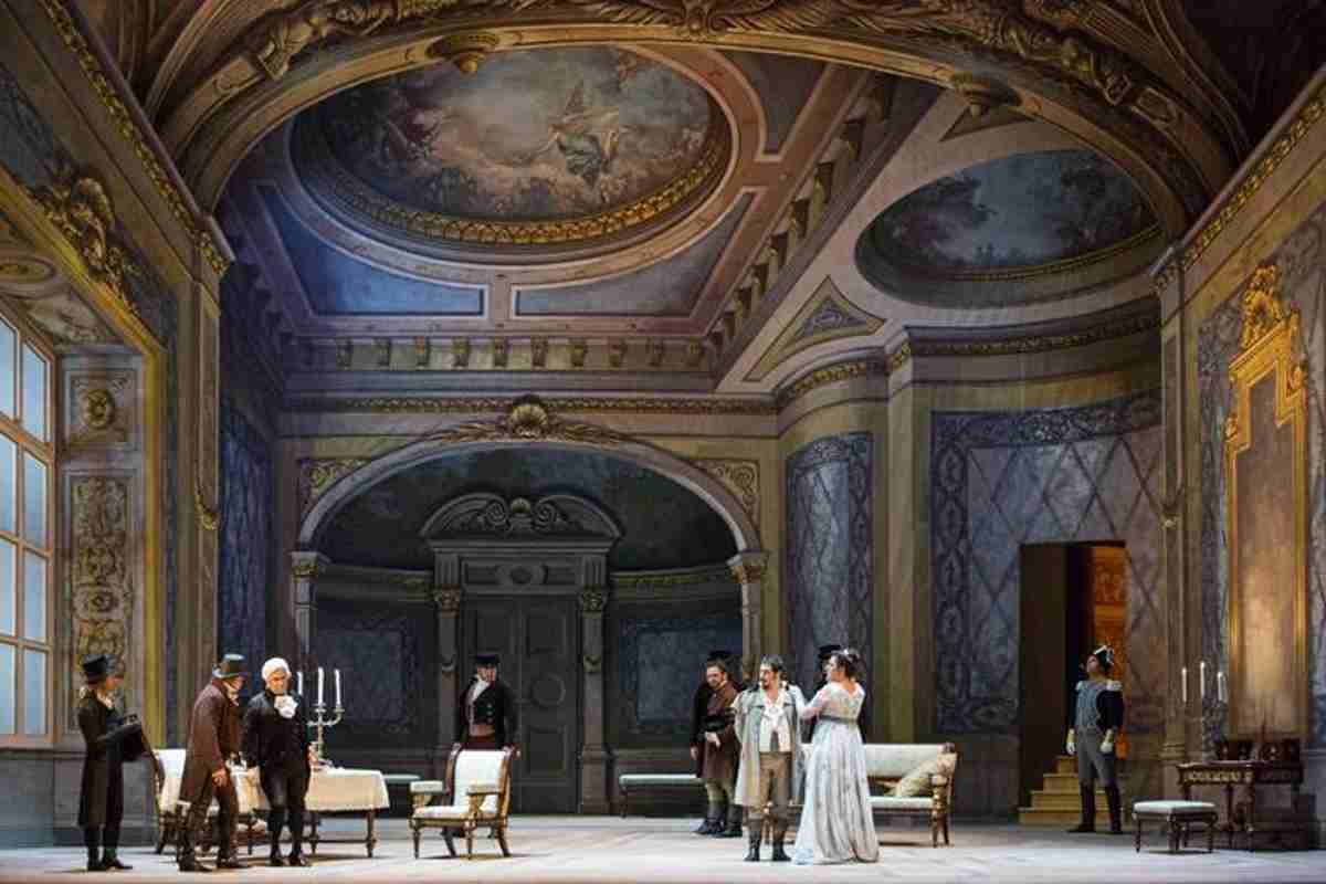 Tosca torna all'opera di roma: un omaggio a 125 anni di storia con mattarella in arrivo