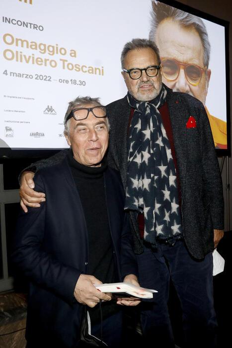 Toscani e boeri: esplorando il significato della vita attraverso le domande provocatorie