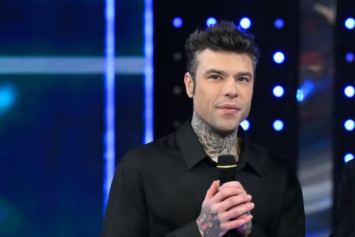 Fedez ritiro in corsa da Sanremo